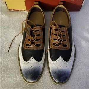Like new Ferro Aldo men’s dress Shoes